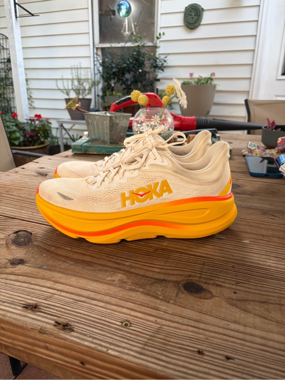 HOKA Bondi 9 Men’s 10.5 D Running Shoes Cream Yellow Orange Sneakers